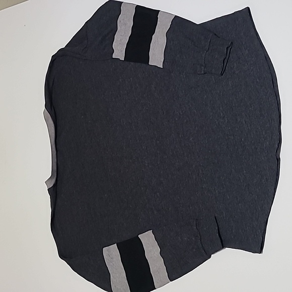 PINK VICTORIA'S SECRET Gray Drop Shoulder V-Neck Long Sleeve Tee Shirt - Small - Picture 6 of 12